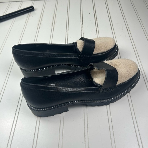 Dolce Vita Black Leather Shearling Loafers Women’s Size 8 - Picture 2 of 9
